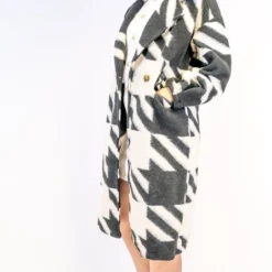 Afraa - Jas -Dames - Vest - Zwart En Wit - Wol - One Size -Dameskleding Verkoop 447x840 6