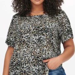 ONLY CARMAKOMA CARVICA SS TOP NOOS WVN Dames T-shirt - Maat 48 -Dameskleding Verkoop 452x840 6