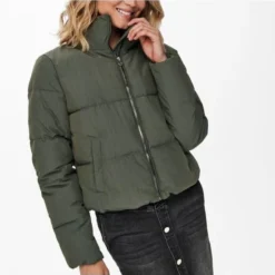 ONLY ONLDOLLY SHORT PUFFER JACKET OTW NOOS Dames Jas - Maat M 25 ONLY ONLDOLLY SHORT PUFFER JACKET OTW NOOS Dames Jas - Maat M -Dameskleding Verkoop 550x554 1