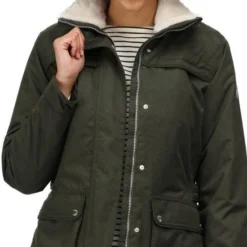 De Regatta Linette Jas - Jas - Dames - Waterdicht - GeÃ¯soleerd - Donkergroen -Dameskleding Verkoop 550x556 1