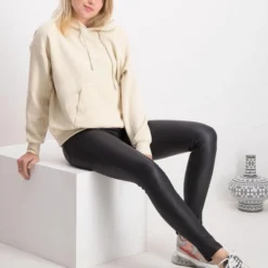 ONLY ONLANNE K MID WAIST COATED PNT NOOS Dames Broek - Maat XS/32 -Dameskleding Verkoop 550x706