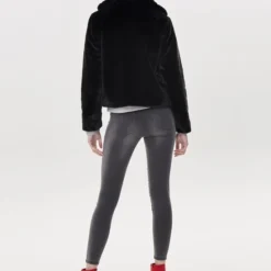 ONLY ONLVIDA FAUX FUR JACKET OTW Dames Jas - Maat S -Dameskleding Verkoop 550x721 1