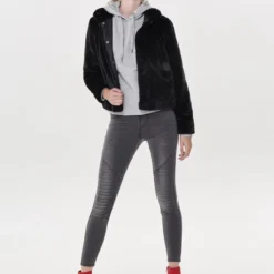 ONLY ONLVIDA FAUX FUR JACKET OTW Dames Jas - Maat S -Dameskleding Verkoop 550x722 1