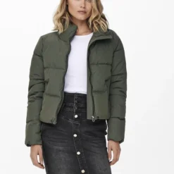 ONLY ONLDOLLY SHORT PUFFER JACKET OTW NOOS Dames Jas - Maat M 16 ONLY ONLDOLLY SHORT PUFFER JACKET OTW NOOS Dames Jas - Maat M -Dameskleding Verkoop 550x729 3