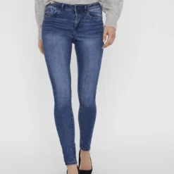 Vero Moda VMTANYA MR S PIPING JEANS VI349 GA NOOS Dames Jeans - Maat L X 30 -Dameskleding Verkoop 550x733 389
