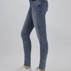 LTB Jeans LTB Nicole Jeans Volwassenen Lichtblauw 45 LTB Jeans LTB Nicole Jeans Volwassenen Lichtblauw -Dameskleding Verkoop 550x733 426
