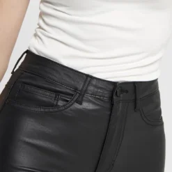 ONLY ONLROYAL HW SK ROCK COATED PIM NOOS Dames Broek - Maat XL X L30 -Dameskleding Verkoop 550x733 481