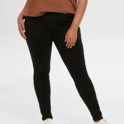 ONLY CARMAKOMA CARAUGUSTA HW SKINNY JEANS BLACK Dames Jeans - Maat W44 X L32 -Dameskleding Verkoop 550x733 491