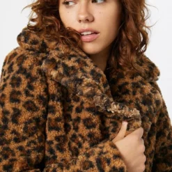 NOISY MAY NMGABI L/S JACKET Dames Jas - Maat L 10 NOISY MAY NMGABI L/S JACKET Dames Jas - Maat L -Dameskleding Verkoop 550x733 549