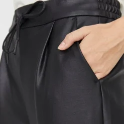 VERO MODA VMEVA MR LOOSE STRING COATED PNT GA NOOS Dames Broeken - Maat L X L30 -Dameskleding Verkoop 550x733 584