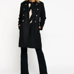 LOLALIZA Lange Jas Met Knopen - Zwart - Maat 38 -Dameskleding Verkoop 550x763 2