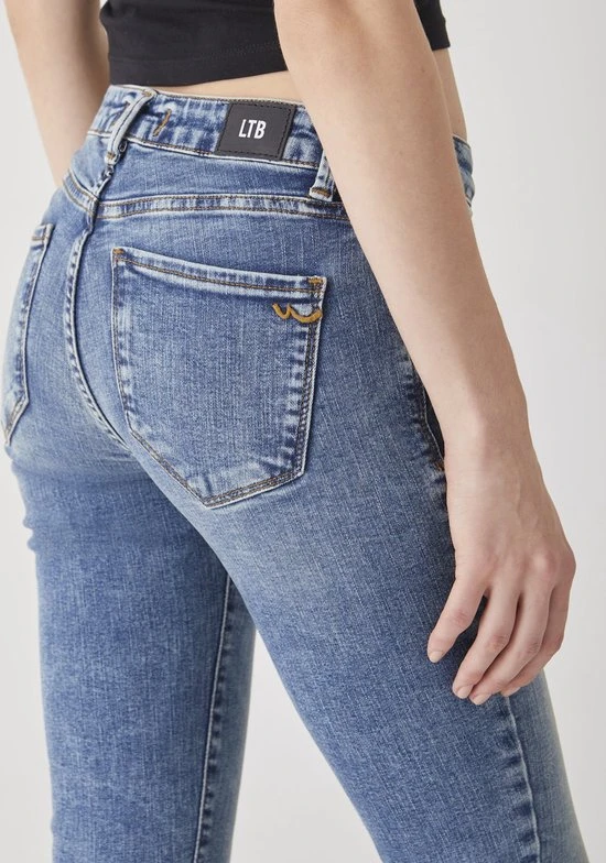 LTB Jeans LTB Nicole Jeans Volwassenen Lichtblauw 25 LTB Jeans LTB Nicole Jeans Volwassenen Lichtblauw - Afbeelding 25