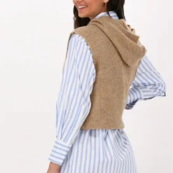 Na-kd Knitted Hoodie Dames Vest - Maat Large 13 Na-kd Knitted Hoodie Dames Vest - Maat Large -Dameskleding Verkoop 550x785 57