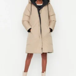 Trendyol Vrouwen Standaard Kogelvis Winterjas 16 Trendyol Vrouwen Standaard Kogelvis Winterjas -Dameskleding Verkoop 550x791 3