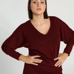 Cassis Korte, Gebreide Jurktrui Met Kreukeffect 18 Cassis Korte, Gebreide Jurktrui Met Kreukeffect -Dameskleding Verkoop 550x822 3