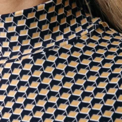 Colourful Rebel Neyo Geo T-shirt Geel Dames - Slim Fit - Polyester - S -Dameskleding Verkoop 550x824 107