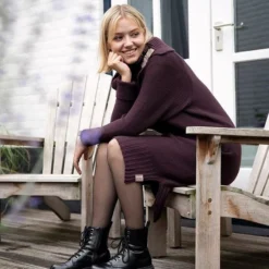 Knit Factory Jamie Gebreide Dames Jurk - Zwart - 40/42 - Knielengte - Met Opstaande Kraag -Dameskleding Verkoop 550x824 147