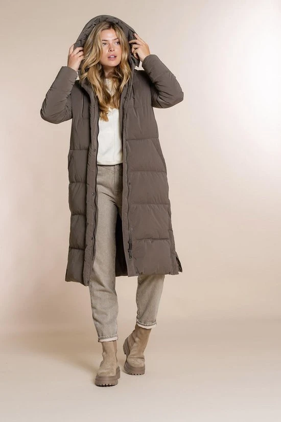 Geisha Jas Lange Puffer Winterjas Met Capuchon 28525 21 Taupe Dames Maat - XL 7 Geisha Jas Lange Puffer Winterjas Met Capuchon 28525 21 Taupe Dames Maat - XL - Afbeelding 7