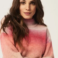 GARCIA Dames Trui Rood - Maat L 17 GARCIA Dames Trui Rood - Maat L -Dameskleding Verkoop 550x825 206