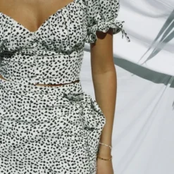 Merkloos Chouete Club White Cropped Dotted Top 10 Merkloos Chouete Club White Cropped Dotted Top -Dameskleding Verkoop 550x825 253