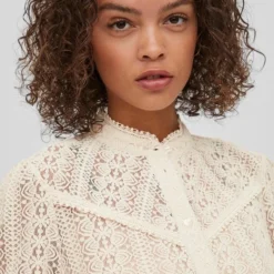 Vila Blouse Vichikka L/s Lace Shirt/3s 14081445 Birch Dames Maat - S -Dameskleding Verkoop 550x825 364