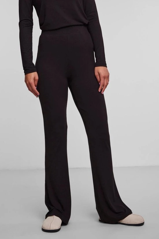 Pieces Broek Pcnala Hw Flared Pant Bc 17123712 Black Dames Maat - M 1 Pieces Broek Pcnala Hw Flared Pant Bc 17123712 Black Dames Maat - M