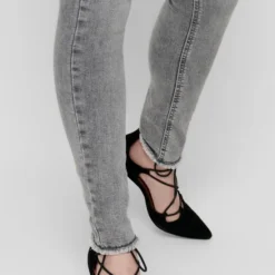 Only Jeans Onlblush Mid Sk Ank Raw Jns Rea0918 15188520 Grey Demin Dames Maat - W26 X L34 -Dameskleding Verkoop 550x825 494
